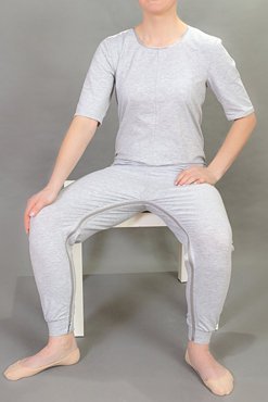 Kombinezony z zamkiem z tyłu i w kroku - łatwa zmiana pieluchy nieprzemakalne